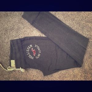 Hollister joggers